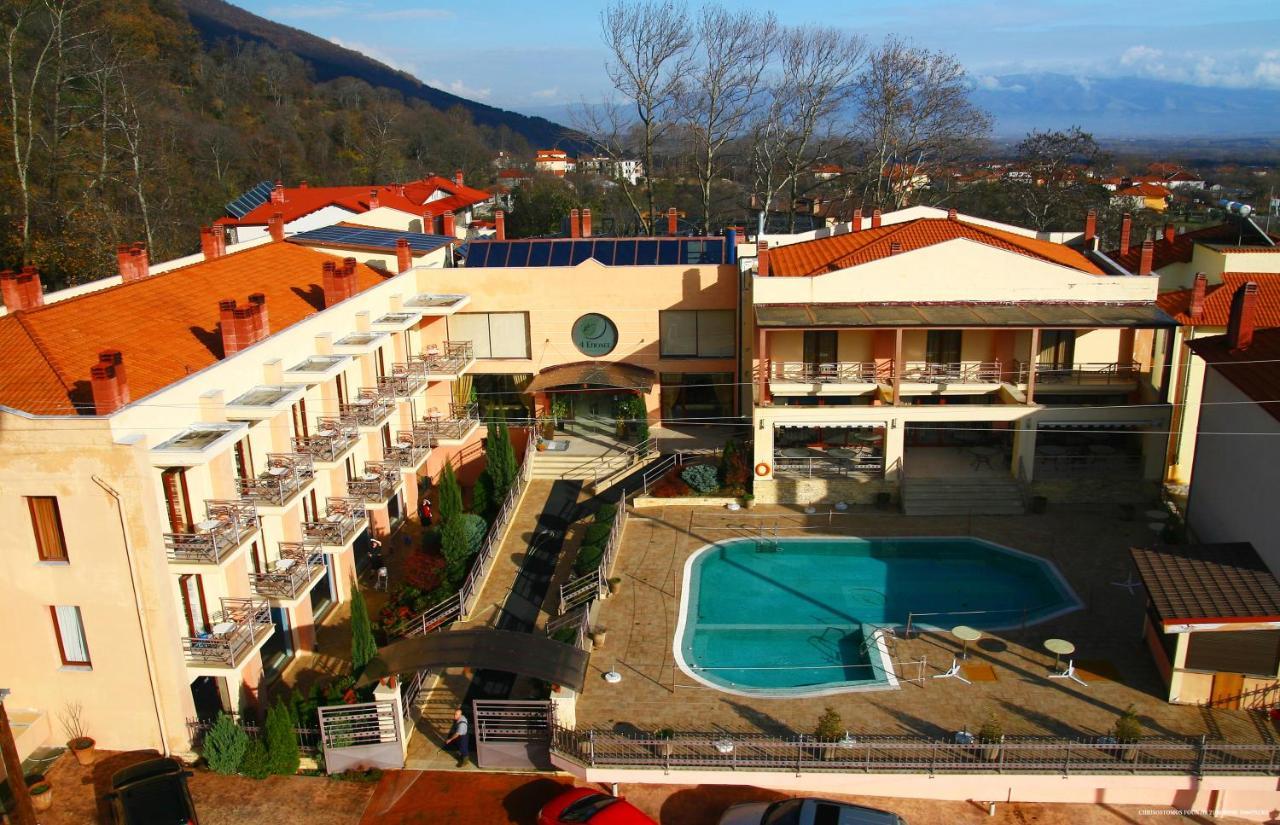 4 Epoxes Hotel Spa Káto Loutrákion Exterior foto